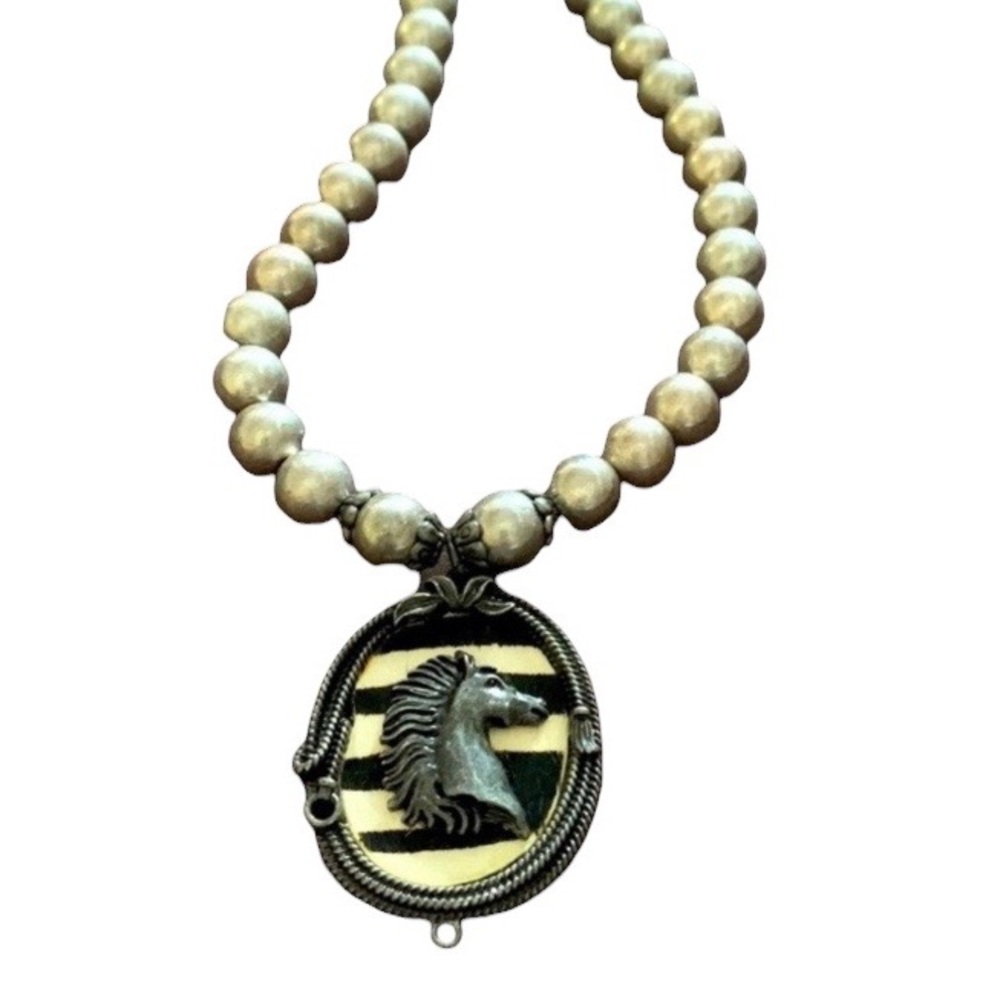 Gorgeous Silver Tone Beaded Western Jewelry Equestrian Horse Necklace Country